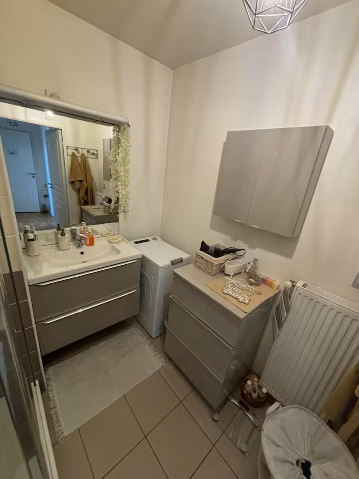 A 10 Mins D'aeroport D'orly Lumineux Chaleureux Homestay Athis-Mons