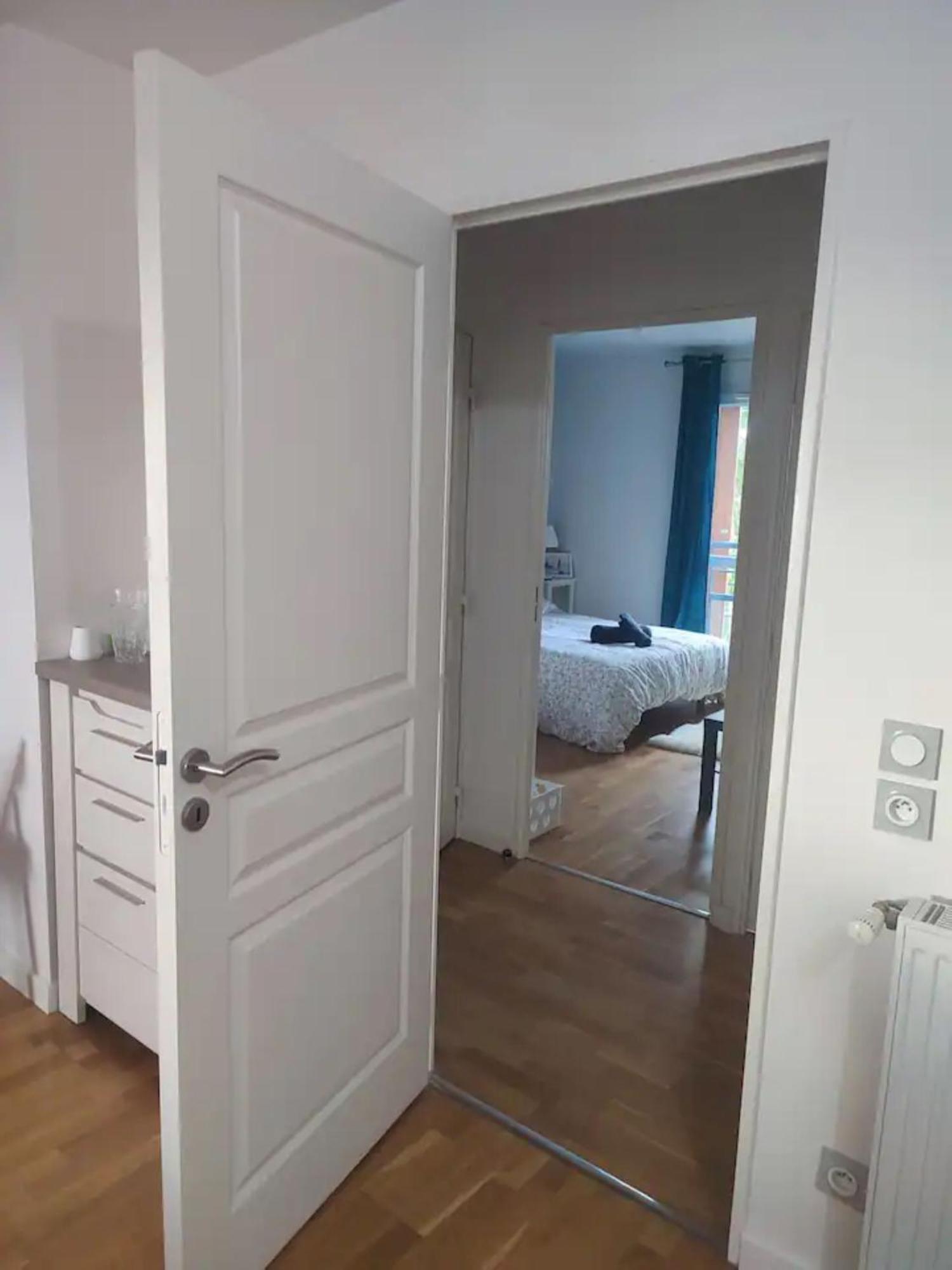 Homestay A 10 Mins D'aeroport D'orly Lumineux Chaleureux *
